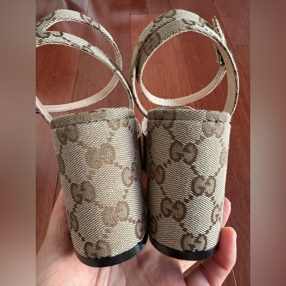 Gucci Horsebit GG Logo Canvas Platform Wedge Sandals Eu 39.5 US 10  ( 1/2 Big) - Picture 5 of 12